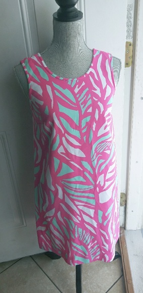 Lilly pulitzer dresess - Picture 1 of 6